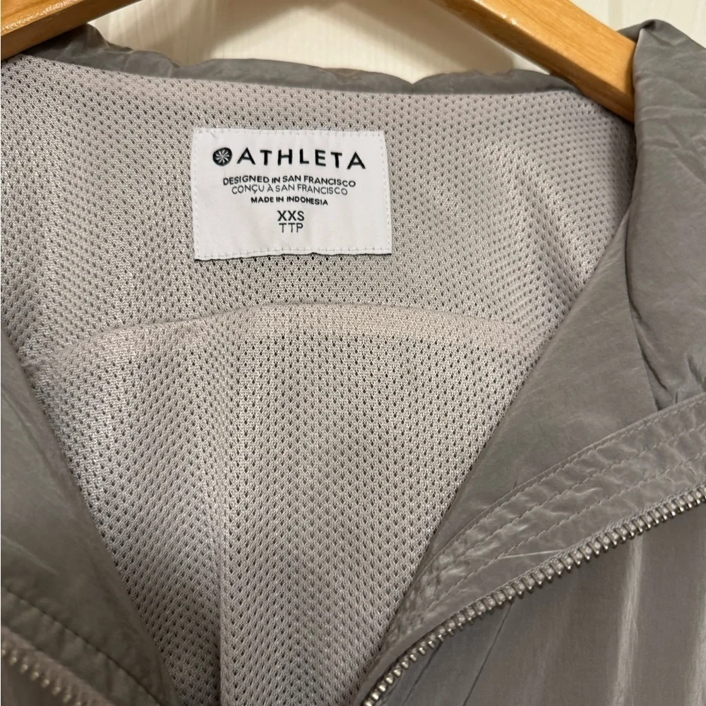 Nwot- Athleta Silver grey Bomber Jacket with Hood - Picture 3 of 7
